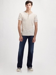 Pure comfort and never-ending style, cut with a relaxed, bootleg fit in remarkably soft 11-ounce denim. Five-pocket style Button fly Inseam, about 34 98% cotton/2% elastene Machine wash Made in USA 