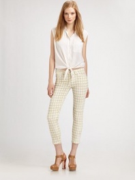 Slim stretch twill in an overdyed houndstooth print, cropped above the ankles for a chic silhouette.Button-front waistZip-flyThree-pocket styleRise, about 8Inseam, about 2798% cotton/2% LycraMachine washMade in USA of imported fabricModel shown is 5'10½ (179cm) wearing US size 4.