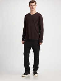 An essential style for layering or wearing solo in a sublime cotton knit. Crewneck Cotton Hand wash Imported 