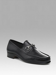 Classic leather moccasin loafer with silvertone horse bit hardware. Leather sole Made in Italy