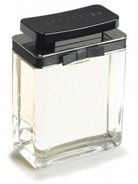 The first fragrance for women by Marc Jacobs. Think fresh gardenias floating on water, enhanced by creamy musks. This lush floral essence includes velvet gardenia blended with white pepper and hints of sheer Egyptian jasmine and honeysuckle. Made in USA. 