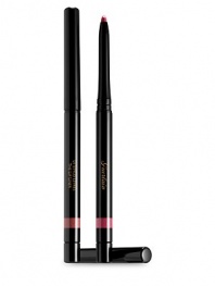 For perfect lip definition, Guerlain designed a retractable lip liner, available in 7 shades to match every lipstick. A soft, thin and precise line that defines and corrects the lip outline for a perfect finish and long-lasting hold. 