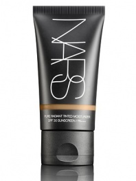 Your skin almost bare, but better. Infused with lush, naturally derived botanicals and ingredients, Pure Radiant Tinted Moisturizer SPF 30 immediately helps thirsty skin feel hydrated. This advanced, oil-free formula provides a translucent veil of color and sun protection while helping to reduce the appearance of hyperpigmentation and dark spots in just four weeks.
