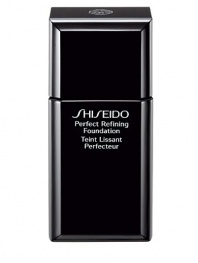 A light liquid foundation that blends seamlessly to instantly erase pores, acne scars, and skin roughness for perfectly even, long-lasting coverage. Minimizes shine while optimizing the moisture balance of the skin. Offers an exquisitely smooth, refined finish for 15 beautiful hours.Formulated with Micro-Smoothing Complex, a Shiseido-exclusive ingredient that protects against the enzyme that causes skin roughness. Semi-matte finish, medium coverage. 