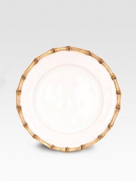 An elegant, extremely versatile small plate in lasting ceramic stoneware with handpainted bamboo detail. From the Classic Bamboo Collection7½ diam.Ceramic stonewareDishwasher safeImported 