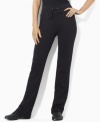 The slim-fitting Lauren by Ralph Lauren pant is designed in ultra-soft stretch cotton with an elastic waistband for maximum comfort and ease of movement.
