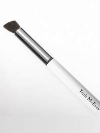 Versatile angled brush with the finest quality hair is designed for contouring or highlighting the eye area. 5 Lucite handle. 