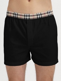 Soft, breathable comfort with a helpful hint of stretch and the iconic check design along the waist. 97% cotton/3% elastane Machine wash Imported 
