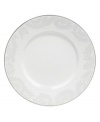 With a modern white-on-white pattern in durable bone china, the Trailing Vines accent plates by Vera Wang promise a lifetime of exquisite dining. Trimmed in polished platinum.