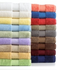 Experience spa luxury with Greenwich bath towels. Woven to boost absorbency and warmth, grow fluffier with every wash, and provide exceptional softness without weighing you down, this innovative cotton design turns your bath into a lavish retreat.