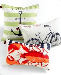Check out this vintage ride. Inspired by early American bicycle tradition, this decorative pillow from Tommy Hilfiger captures this mobile icon in navy over natural canvas. Flip it for a solid off-white accent piece. (Clearance)