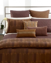 Layers of geometric quilting in a royal hue brings a dramatic accent to the bedside. The incredibly rich color brings new depth and highlights the masterful layers of patterning.