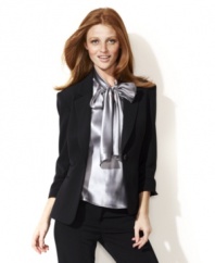 This jacket features a fantastic fit and contemporary cropped sleeves. Add a scarf for a pop of color or mix and match with coordinating pieces from Nine West's collection of suit separates.