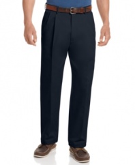 Whether for work or the weekend, you'll keep reaching for the true comfort and effortless style of these Haggar pants.