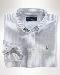 A preppy long-sleeved sport shirt in cotton oxford, washed for well-worn softness.