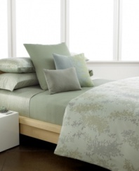 Branch out. A pattern of leaf silhouettes in shades of green renders serene simplicity in this Lucca duvet cover set from Calvin Klein. Pure cotton sateen completes this contemporary look inspired by nature. Hidden button closure.