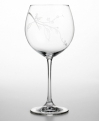 A blossom-flecked branch adds warm charm to this chic, break-resistant wine glass. Perfect for everyday use, and for coordinating with Lenox Simply Fine Chirp dinnerware. Qualifies for Rebate