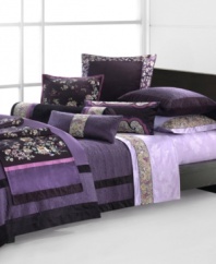 Add an extra layer of luxury with the intricate jacquard pattern and regal purple hue of Natori's Imperial Palace coverlet. Featuring a lavish blend of silk and cotton finished with an ultrasoft velvet border. Reverses to solid cotton sateen.