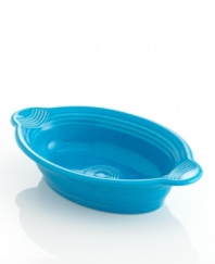 Perhaps the name Fiesta was chosen in 1936 because the famous collection comes in nine festive colors. The collection's solid colors all coordinate with one another, so feel free to mix and match. After all, what's a fiesta without mixing it up a bit? Oval Casserole dish is oven safe to 500º F.