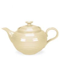 From celebrated chef and writer, Sophie Conran, comes incredibly durable dinnerware for every step of the meal, from oven to table. A ribbed texture gives this tan teapot the charming look of traditional hand thrown pottery.