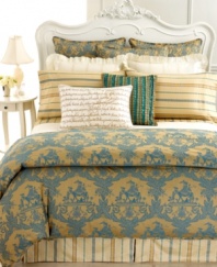 Escape into luxury with Court of Versailles. The La Caravane European sham boasts an ornate jacquard in tones of deep gold and sapphire blue for a look rooted in regal elegance.