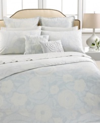 The Forties Floral comforter set from Barbara Barry offers an elegant garden escape for your room, featuring soft, deco-inspired blooms on a ground of smooth cotton sateen. A cool blue tone and layers of subtle texture create a dappled effect for a refreshing allure.