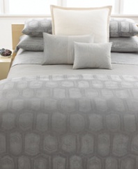 Calvin Klein's flat sheet complements the Tortoise bedding collection with basic grey hues and ultra-soft textures. Choose from printed or solid. Printed features subtle textured horizontal stripes and a 1 hem. Solid features a pearl edge stitch.