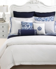 Exceptionally detailed, this Lauren Ralph Lauren quilt evokes the beauty of hand-painted porcelain of the Far East. Featuring soft, 100% cotton. (Clearance)