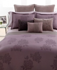 Finish the look of your Bouquet bed with the coordinating bedskirt from Vera Wang, featuring a distinctive matelasse stripe.