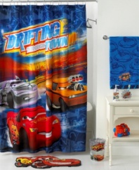 Speed through your bath routine with this fun shower curtain featuring Lightning McGee and characters from the hit Disney Pixar movie, Cars, drifting through town.