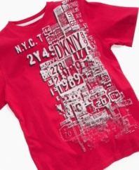 Big style for your little guy. Up his urban look with this comfy t-shirt from DKNY.