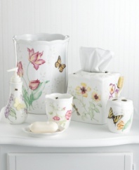 Bring the brightness of a spring day every day to your bathroom with this toothbrush holder. Flowers and butterflies dance along a white ground in this pattern inspired by the acclaimed dinnerware.