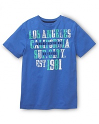 Laid-back California style arrives with a vibrant screen logo tee from GUESS Kids.
