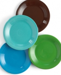 Perhaps the name Fiesta was chosen in 1936 because the famous collection comes in nine festive colors. The collection's solid colors all coordinate with one another, so feel free to mix and match dinner plates. After all, what's a fiesta without mixing it up a bit?