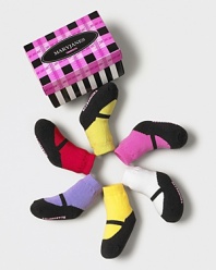 Trumpette 6 pairs of mary jane socks. Six pairs of infant socks in mary jane design. Set includes pastel pink, blue, green, purple, yellow, and white - all with black mary jane look and Trumpette rubberized logo on bottom. One size fits 0-12 months. Comes in gift box.