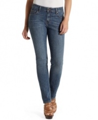 These petite skinny jeans by Levi's are an essential-the medium blue wash is perfect for weekend wear and casual Fridays!