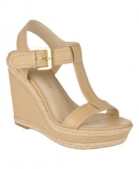 Sweeten your step with the delicious allure of the Ambrosia sandals by Franco Sarto. Espadrille detailing trims the edge and lends an everyday air to the sophisticated T-strap silhouette.