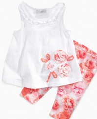 Isn't she lovely? Whether it's a tea party or a play date, she'll be the prettiest pick there in this rose accented tunic and leggings set from First Impressions.