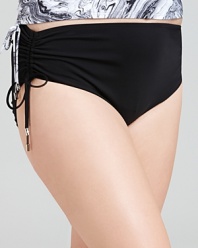 This hipter bottom from MICHAEL Michael Kors Plus combines full coverage with a flattering and fashion-forward fit.