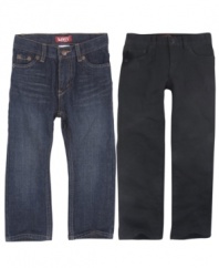 With close-to-the-leg styling, these Levi's skinny jeans are right on style.