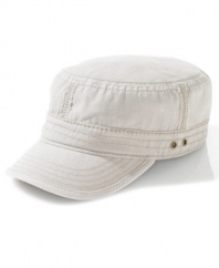 Look sharp. This hat from American Rag instantly falls in line with your look.
