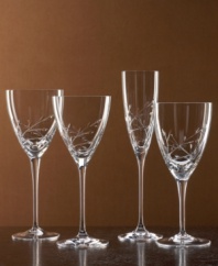 With a distinct contemporary shape and tender etchings, this iced beverage glass brings refined grace to any table.