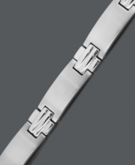 Refine your style with this stately design. Men's bracelet features a stainless steel setting highlighting a cross link design. Approximate length: 8-1/2 inches.