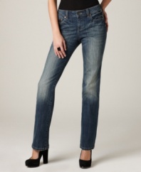 No need to borrow from your boyfriend - just check out these easy jeans from DKNY Jeans! The weathered wash and unfussy fit give them a broken-in look you'll adore.