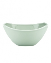 Feature modern elegance on your menu with this Classic Fjord serving bowl. Dansk serves up pale-green stoneware with a fluid, sloping edge for a look that's totally fresh.