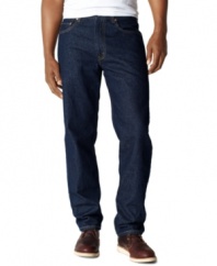 Rough, rugged and ready to jump into your off-the-clock rotation, these dark denim jeans from Levi's combine a comfortable relaxed fit and a classic straight leg.