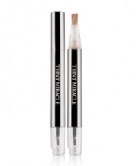 1st Lancôme perfecting pen enriched with micro-fluorescent particles for a surge of true natural light. Illuminates, smoothes and visibly reduces imperfections. Blends seamlessly. Intensely hydrating. Portable pen can be used anytime and anywhere to retouch. Immediately, the complexion brightens: flawless, fresher looking - as if lit-from-within for natural skin perfection. Oil-free. Non-comedogenic. Suitable for sensitive skin. Opthalmologist and dermatologist-tested for safety. Patent pending.