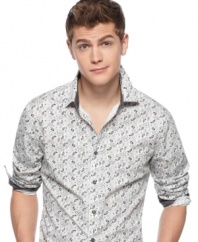 Change your casual pattern with this paisley shirt from Sons of Intrigue.