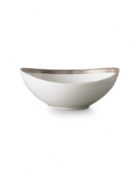 Add sophisticated sparkle to your tabletop with the Grand Buffet Platinum elliptical bowl. The fine china body has a wide inner band of platinum enhanced by a delicately detailed scroll pattern.