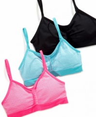 Give her support with this seamless, cropped bra from Maidenform with adjustable straps for maximum comfort.